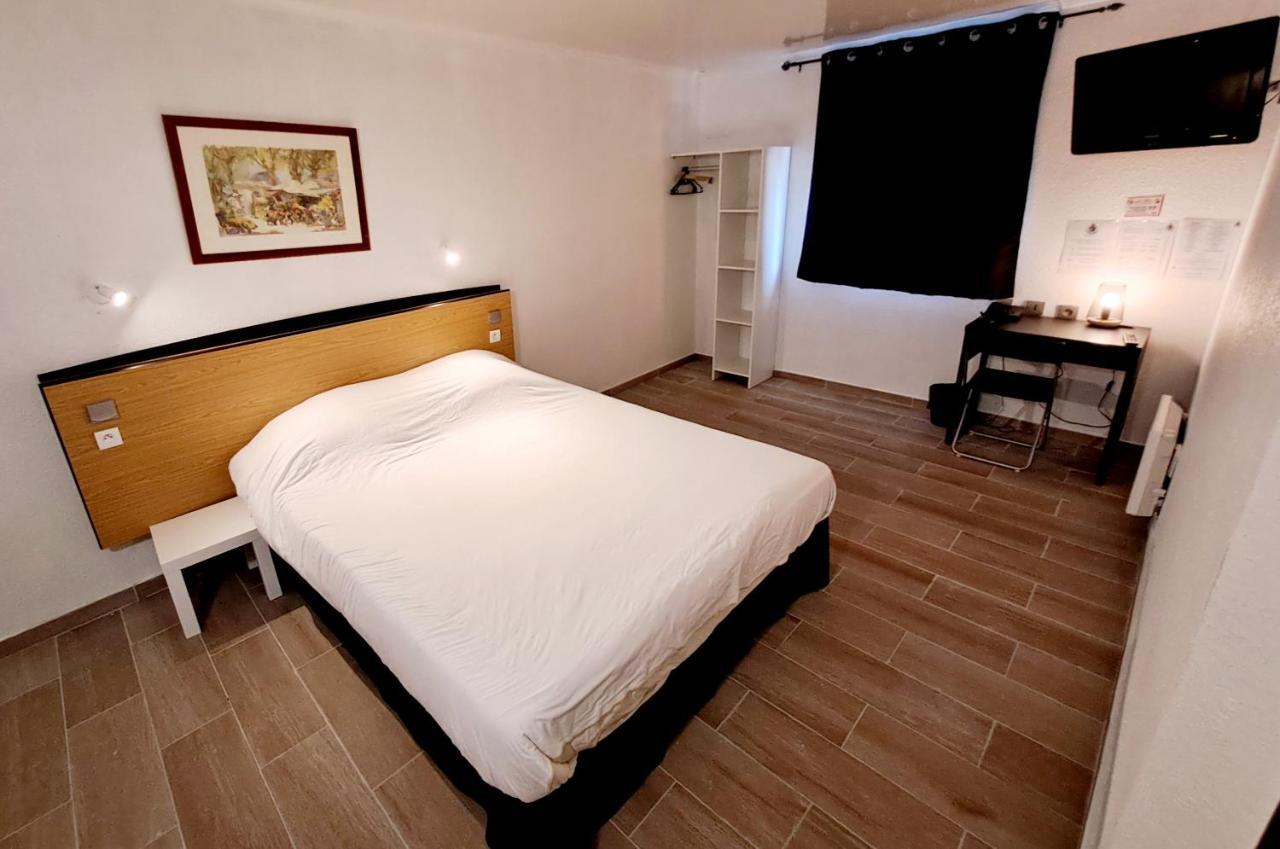 Crystal Hotel Saint Denis Basilique ภายนอก รูปภาพ