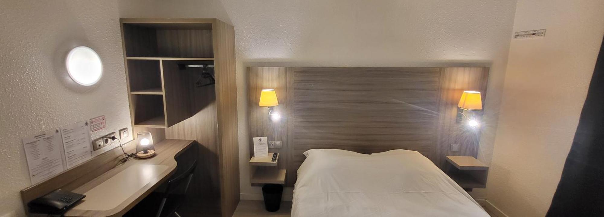 Crystal Hotel Saint Denis Basilique ภายนอก รูปภาพ